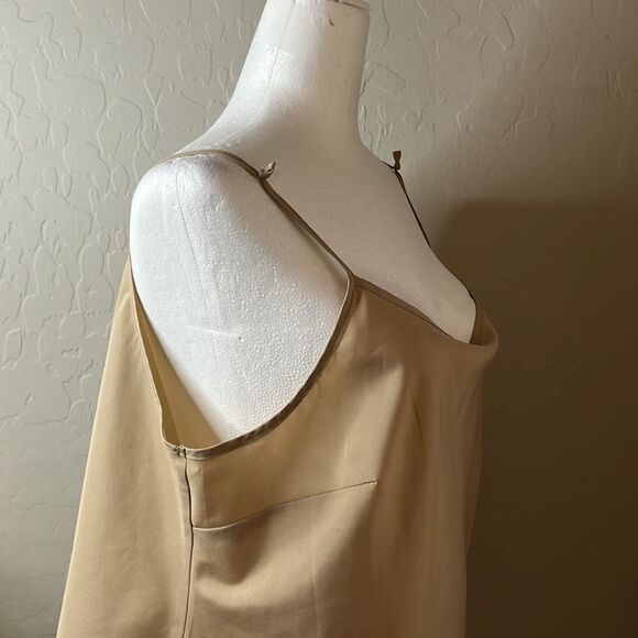 𝅺unbranded tan camisole square neck and back skinny straps nonadjustable SZ XL - Picture 6 of 11